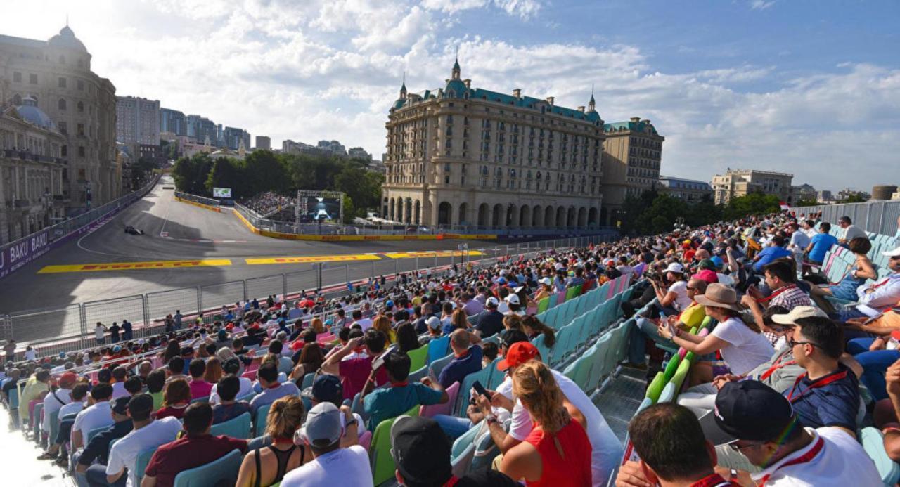 Dondar Hotel Formula 1 View Baku Luaran gambar